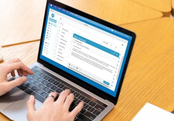 How to Add Email Signature in Outlook